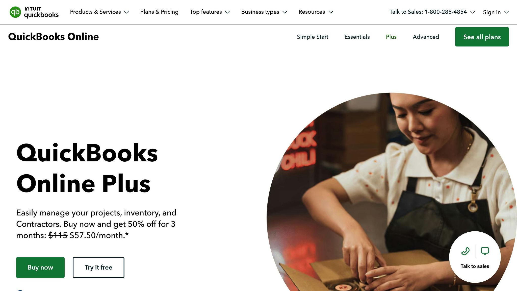 Screenshot of QuickBooks Online Plus dashboard showing project and invoice management features for small business owners.
